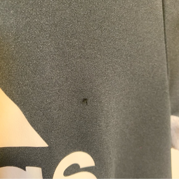 ⚡️3 for 25⚡️ Adidas ClimaCool Black T-Shirt with Logo & Stripes – Size S - Picture 7 of 7